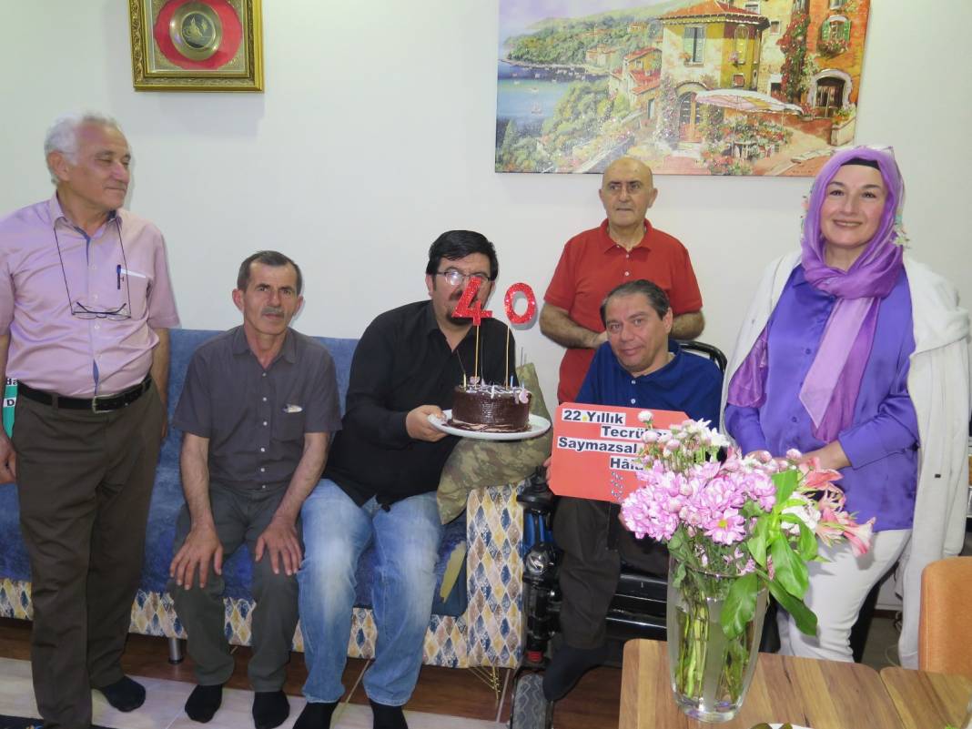 Ahmet Bey’e yeni yaş sürprizi 1